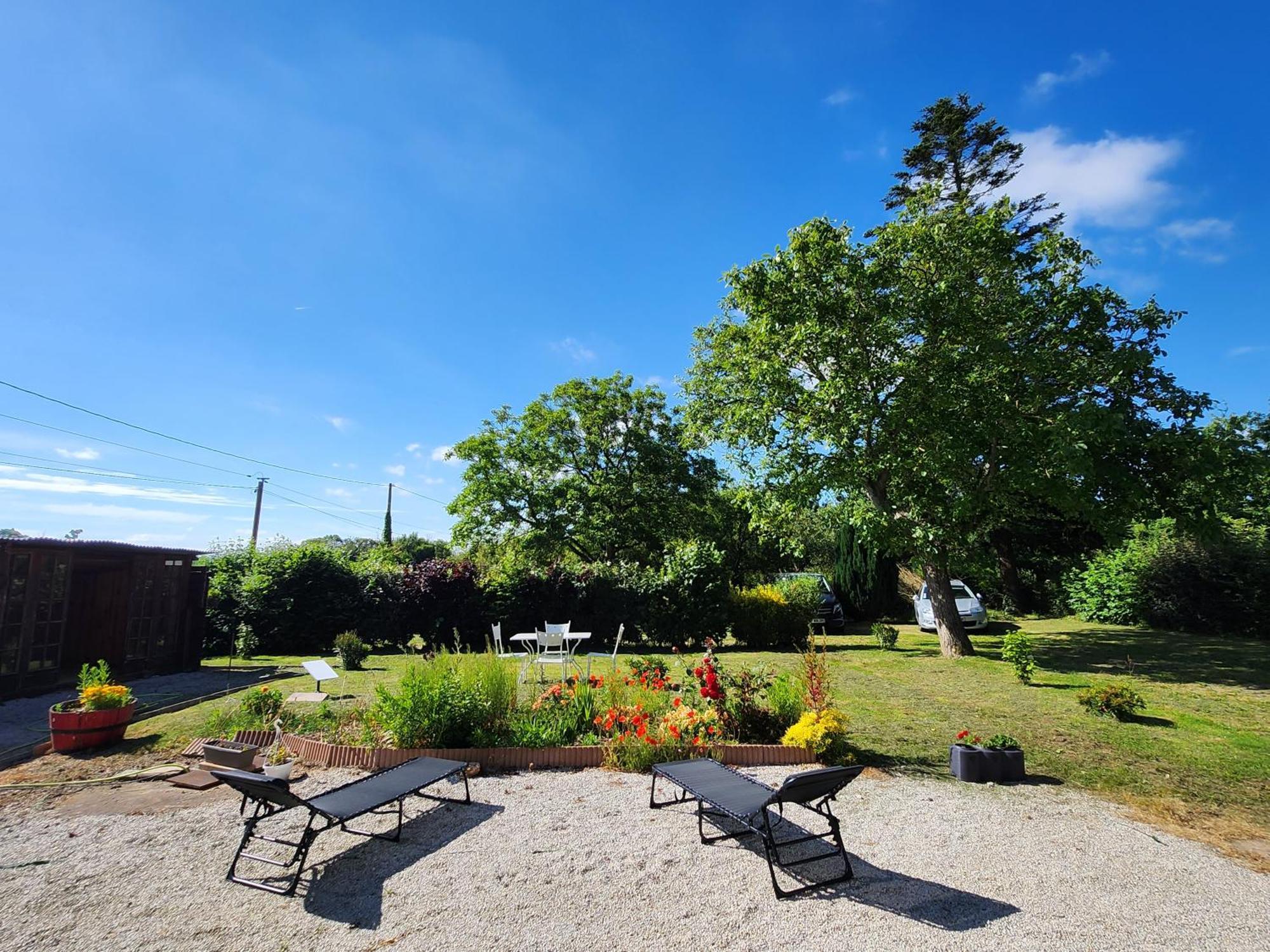 Maison Au Calme, Idealement Situee Au Centre Du Cotentin Villa Le Dezert Luaran gambar